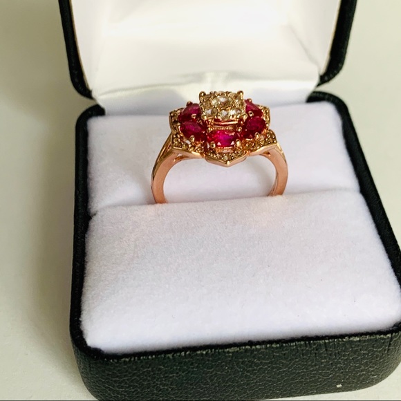 Beatiful ring! - Picture 5 of 9